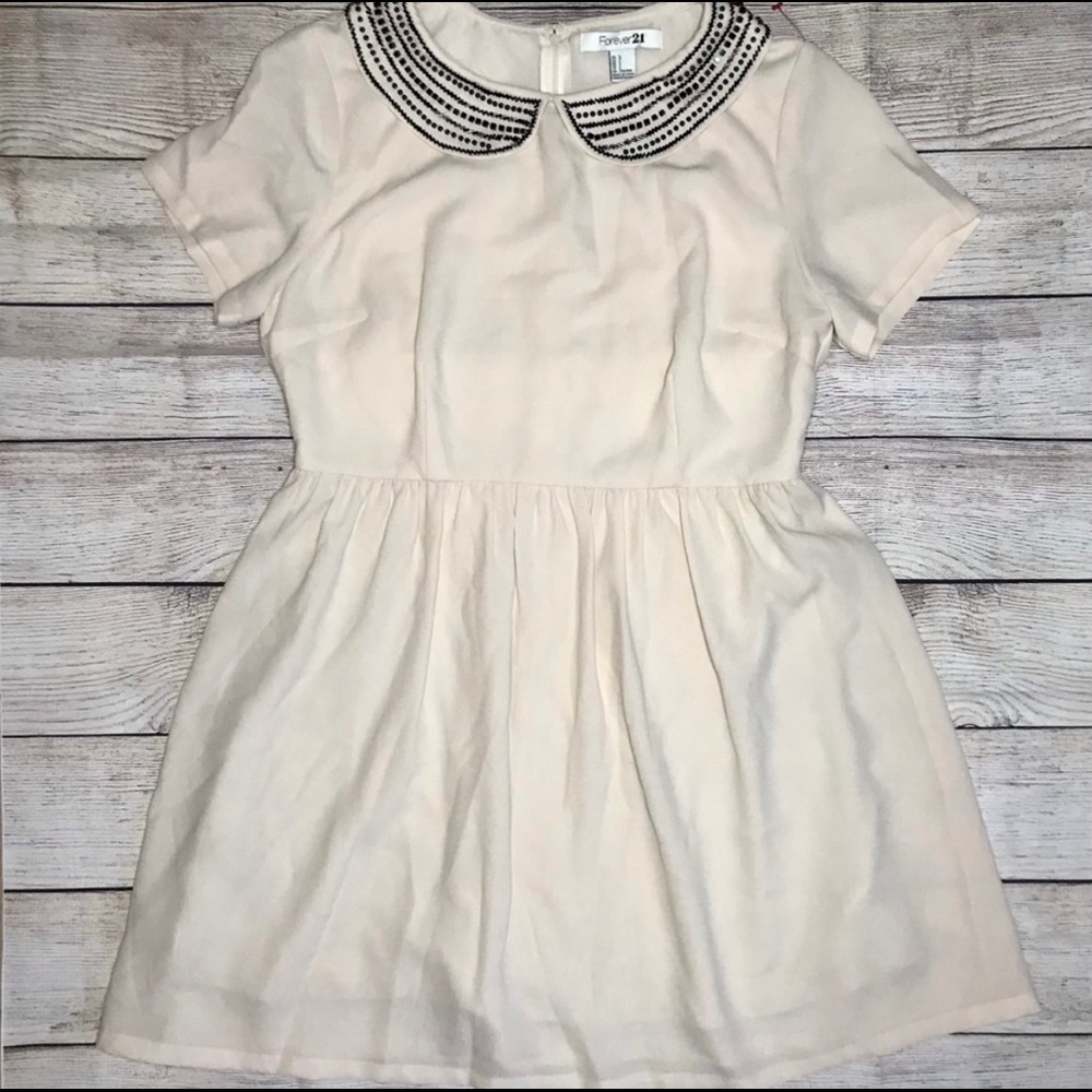 Forever 21 Peter Pan collar dress